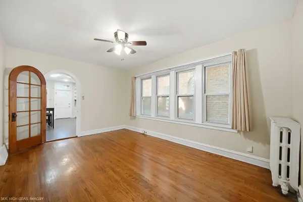 8215 S Evans AVE, Chicago, IL 60619