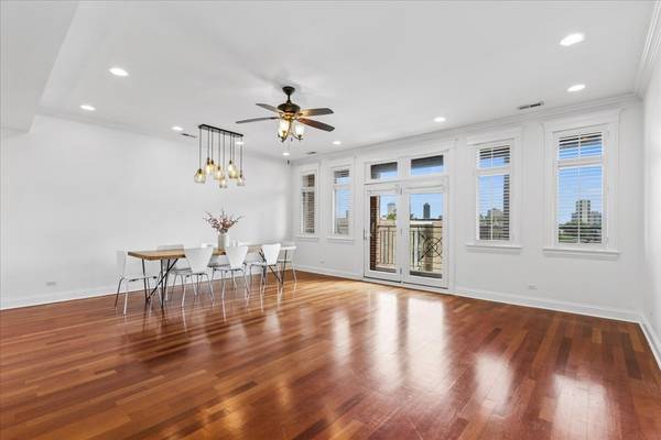 3414 N Sheffield AVE #4, Chicago, IL 60657