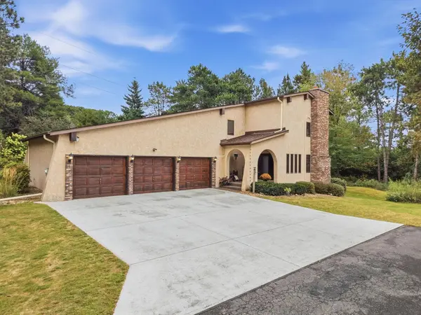 6668 Crackleberry TRL, Woodbury, MN 55129
