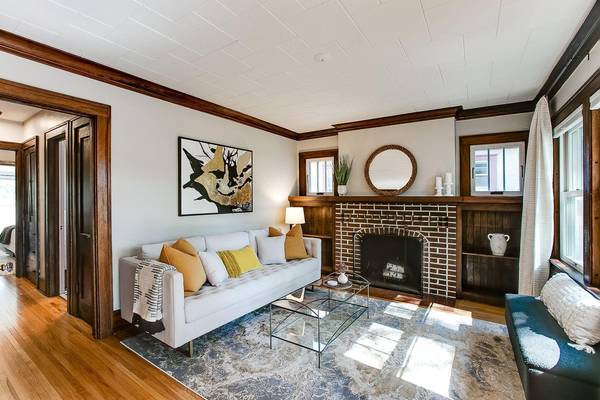 2151 Eleanor AVE, Saint Paul, MN 55116