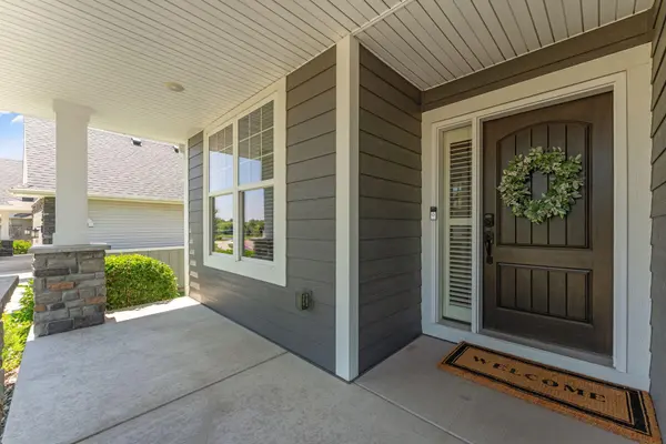 19335 Indora TRL, Lakeville, MN 55044