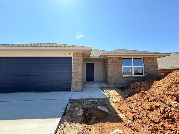 21236 SE 31st ST, Harrah, OK 73045