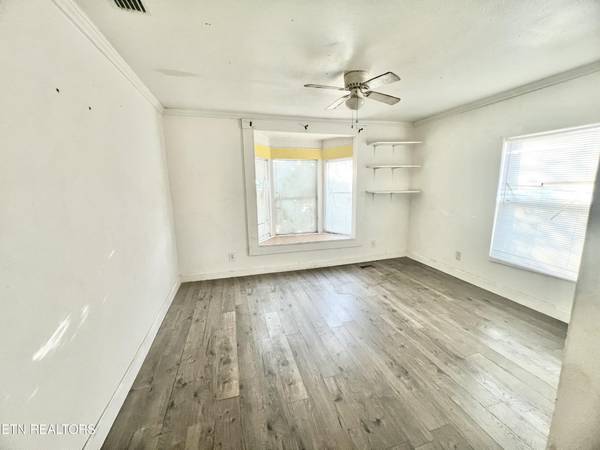 1900 Victoria Ave, Knoxville, TN 37915