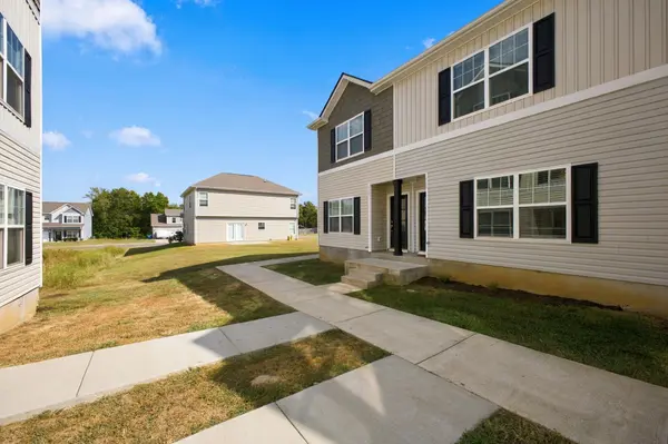 402 Moshe Mualem Pl #402, La Vergne, TN 37086