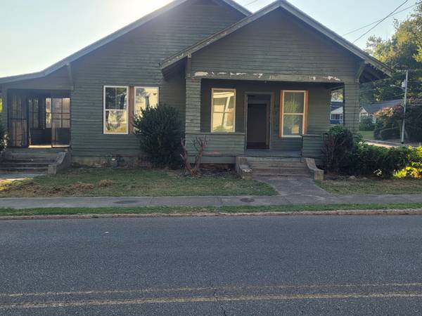 307 Sampson Ave #N, Dyersburg, TN 38024