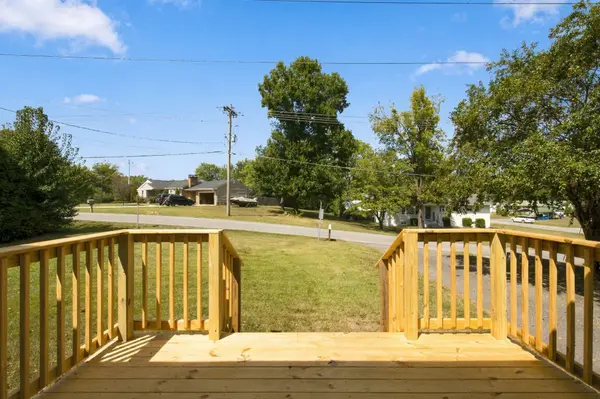 205 Cliffside Ave, Shelbyville, TN 37160