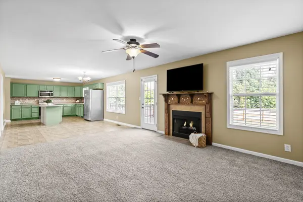 970 Dwight Eisenhower Way, Clarksville, TN 37042