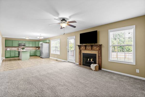970 Dwight Eisenhower Way, Clarksville, TN 37042