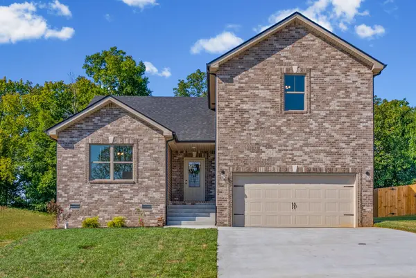 862 Burley Barn Rd, Clarksville, TN 37042