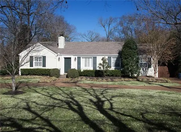 4306 Harding Pl, Nashville, TN 37205