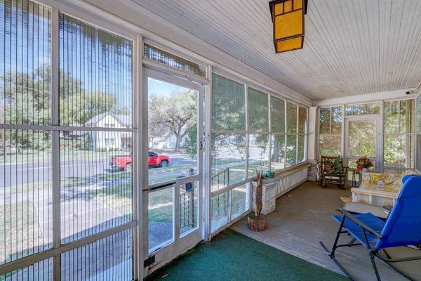 507 W 9th, Winfield, KS 67156