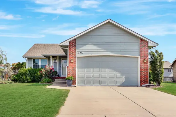 2417 N Woodridge Ct., Wichita, KS 67226