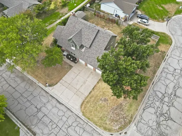 1701 N Amarado, Wichita, KS 67212