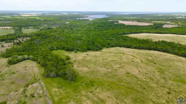 195 Acres M/L N 750 Rd, Overbrook, KS 66524