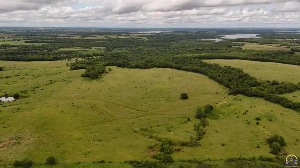 195 Acres M/L N 750 Rd, Overbrook, KS 66524