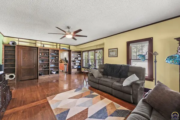 619 S 3rd ST, Madison, KS 66860