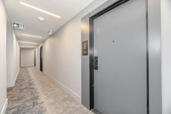 430 SQUARE ONE DR #1405, Mississauga, ON L5B 0L6