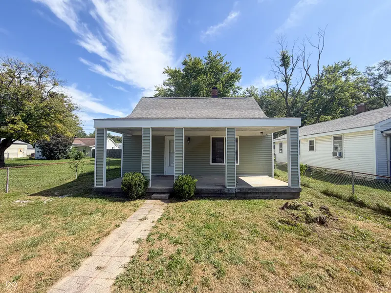 3221 S McClure ST, Indianapolis, IN 46221