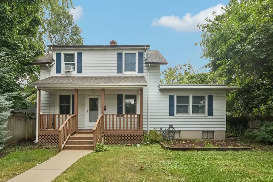 297 Scott ST, Lake Forest, IL 60045