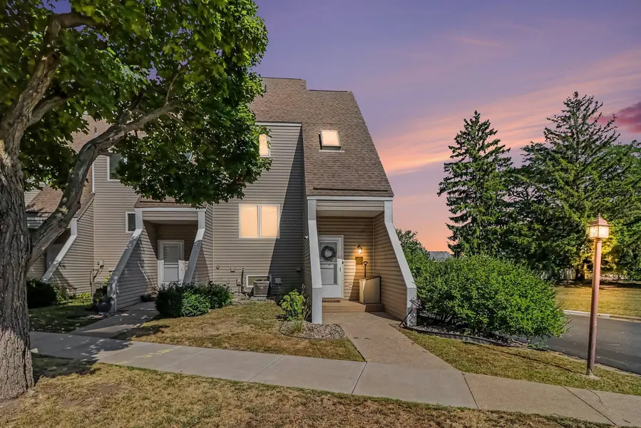1306 Boardwalk PL, Minneapolis, MN 55411