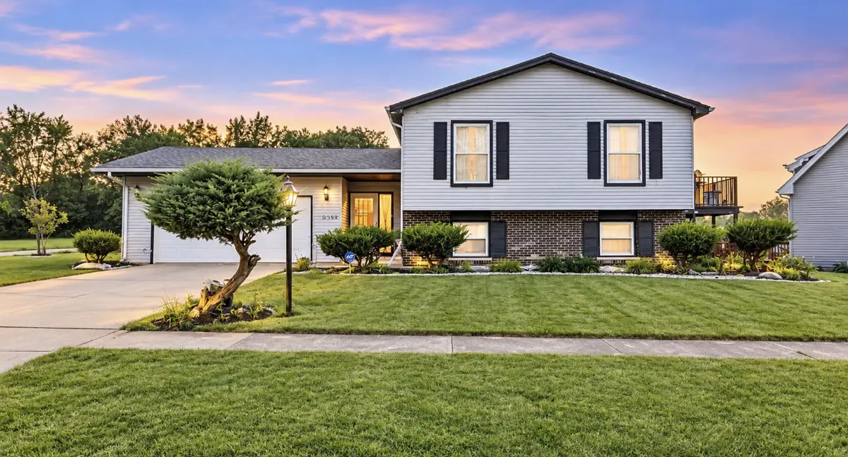 639 sullivan LN, University Park, IL 60484