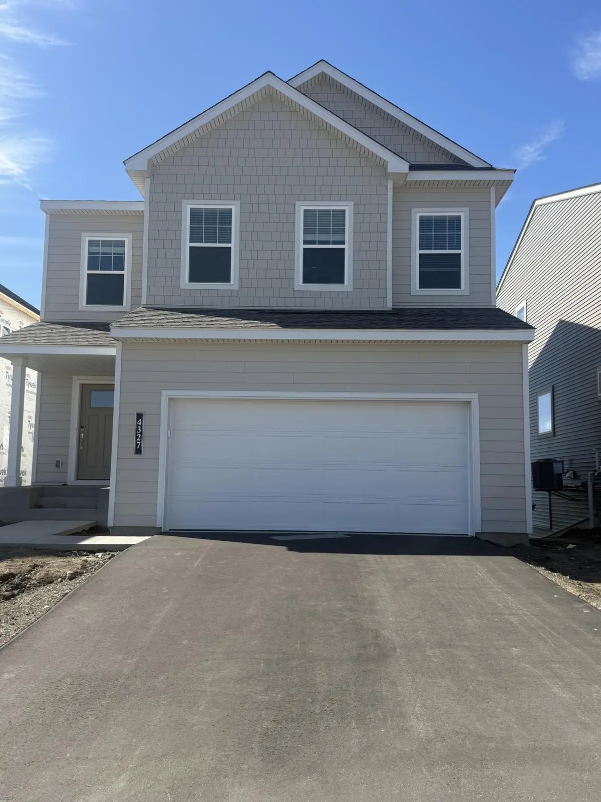 4327 Meadowview DR, Waconia, MN 55387
