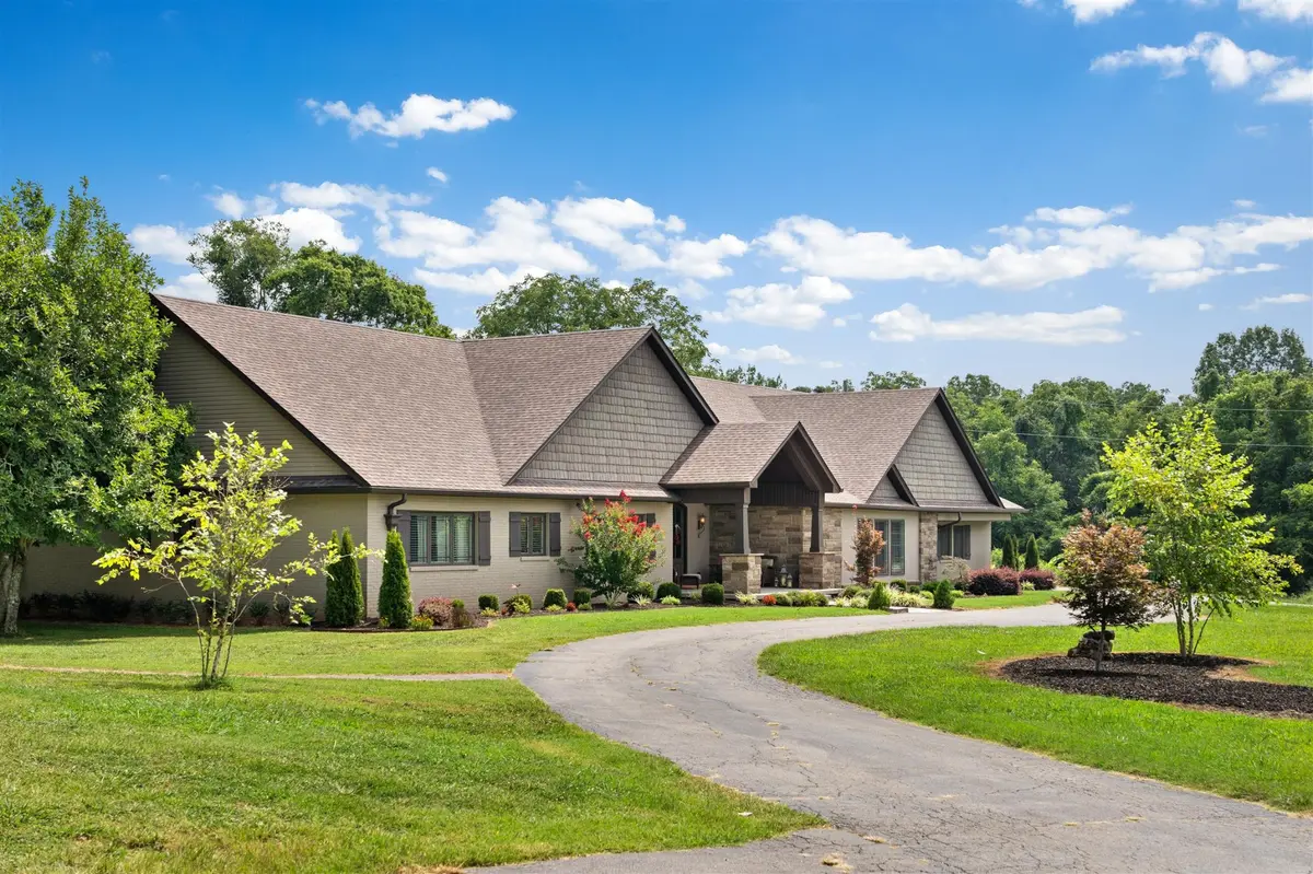 2385 Old Ashland City Rd, Clarksville, TN 37043