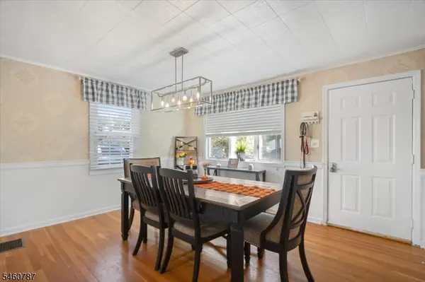 73 Burnside Pl, Wanaque Boro, NJ 07420