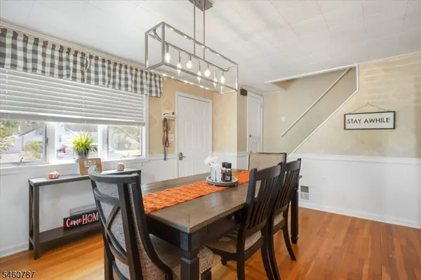 73 Burnside Pl, Wanaque Boro, NJ 07420