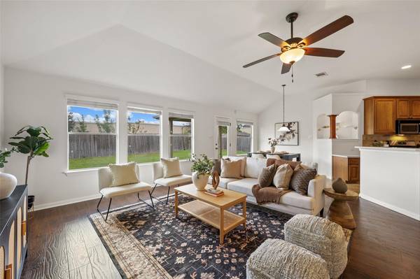 912 Abbeyglen Castle DR, Pflugerville, TX 78660