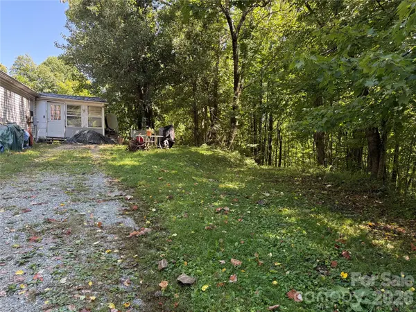 137 Nancy Mountain RD, Rosman, NC 28772