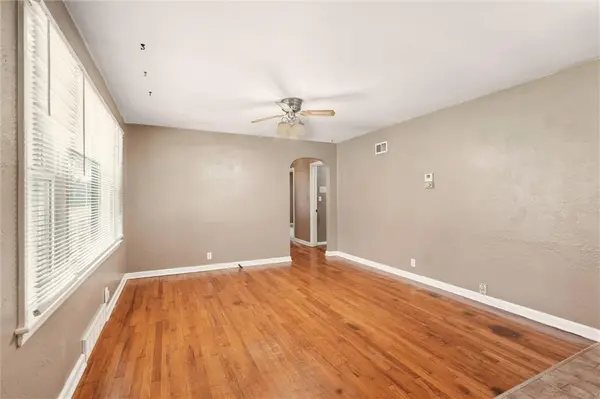 310 SW 13th ST, Blue Springs, MO 64015