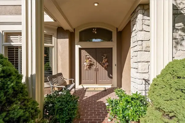 2604 W 141st ST, Leawood, KS 66224