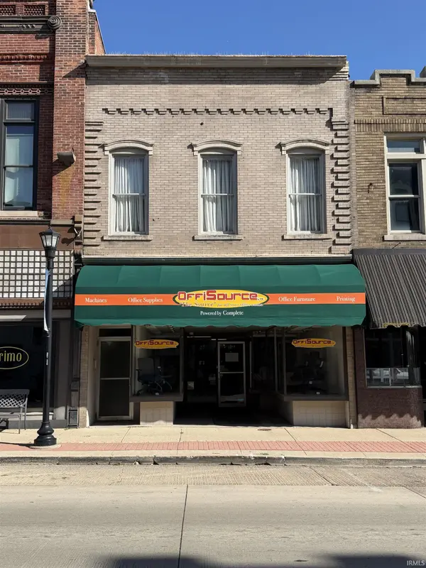 1332 Broad ST, New Castle, IN 47362-4203