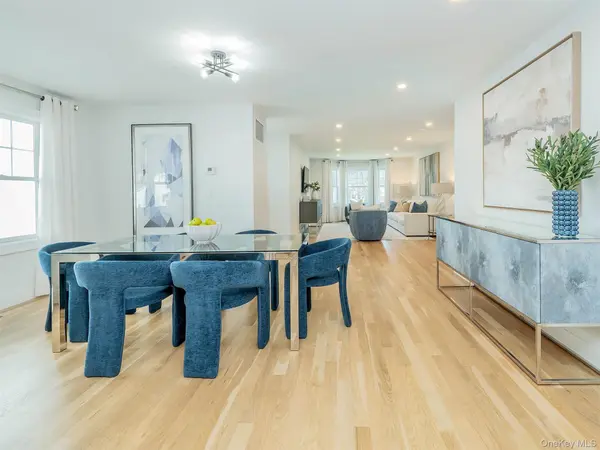 59 Edgewood RD #A, Port Washington, NY 11050