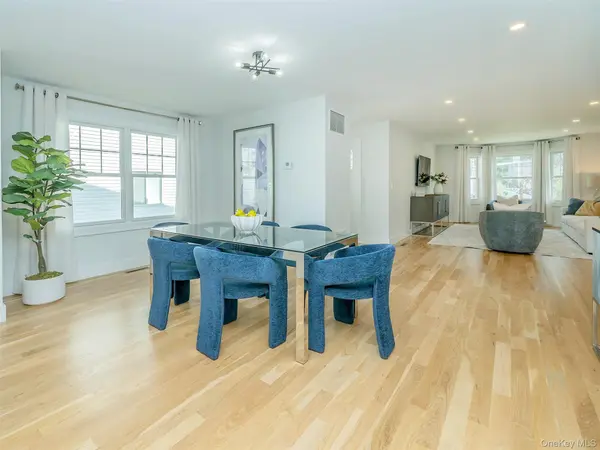 59 Edgewood RD #A, Port Washington, NY 11050