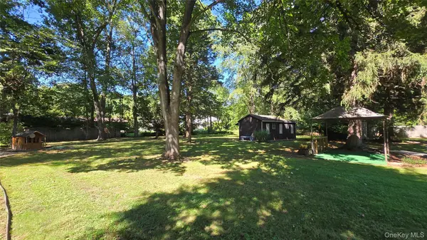 29 Kinry RD, Poughkeepsie, NY 12603