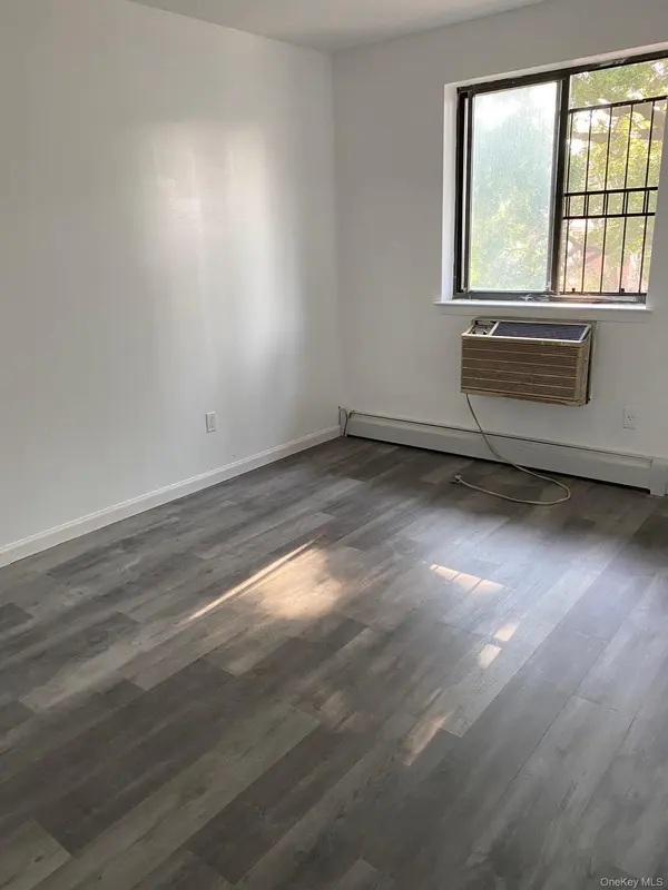 6141 168th ST, Fresh Meadows, NY 11365