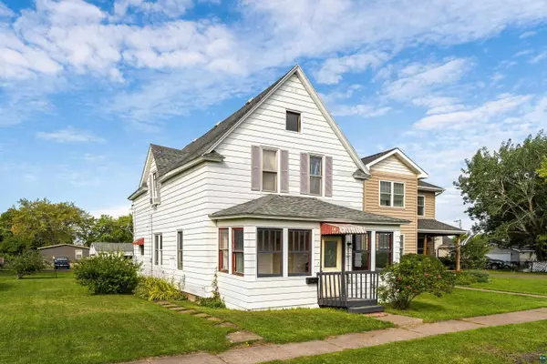 1805 Garfield Ave, Superior, WI 54880