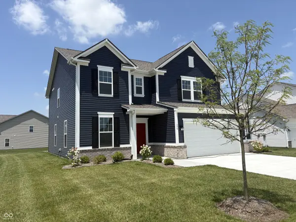 354 N Grand Oak DR, Mooresville, IN 46158