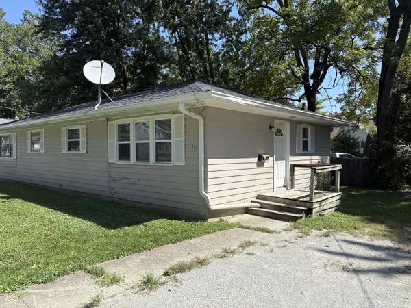 203 S Starter ST, Cumberland, IN 46229