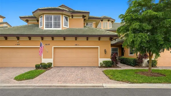 6535 MOORINGS POINT CIR #101, Lakewood Ranch, FL 34202
