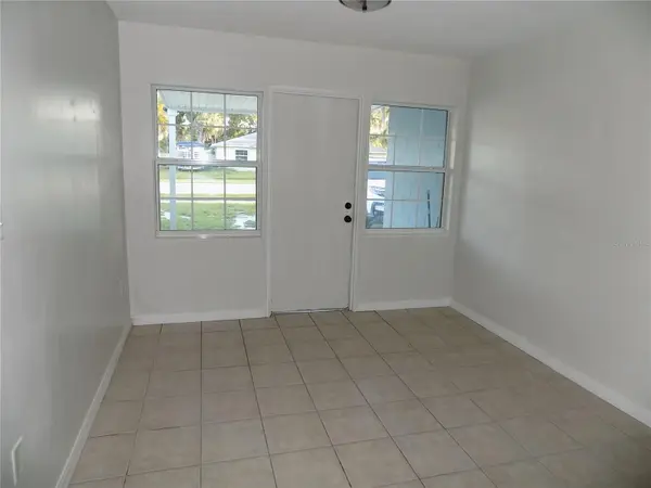 2747 EASTLAND RD, Mount Dora, FL 32757