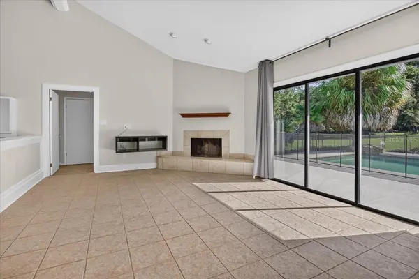 6207 NW 124TH ST, Gainesville, FL 32653