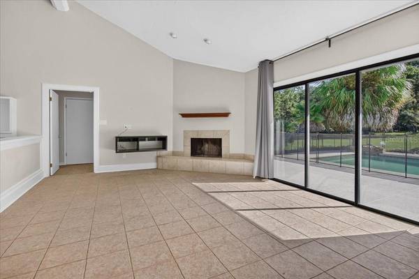 6207 NW 124TH ST, Gainesville, FL 32653