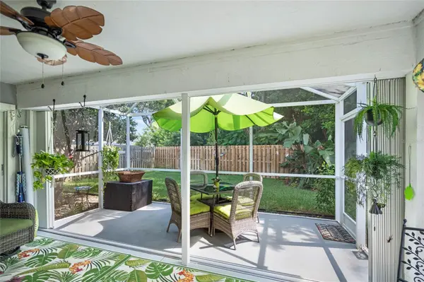 7815 GENEVA LN, Sarasota, FL 34243