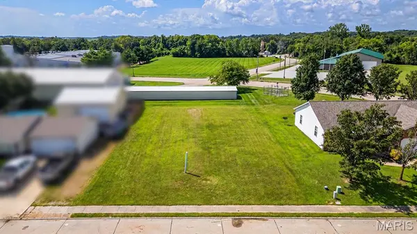 108 E Harrisonville DR, Valmeyer, IL 62295