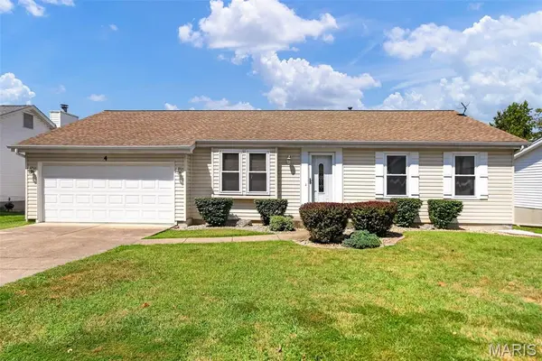 4 Tamerton CT, St Peters, MO 63376