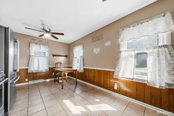 14506 Sawyer AVE, Midlothian, IL 60445