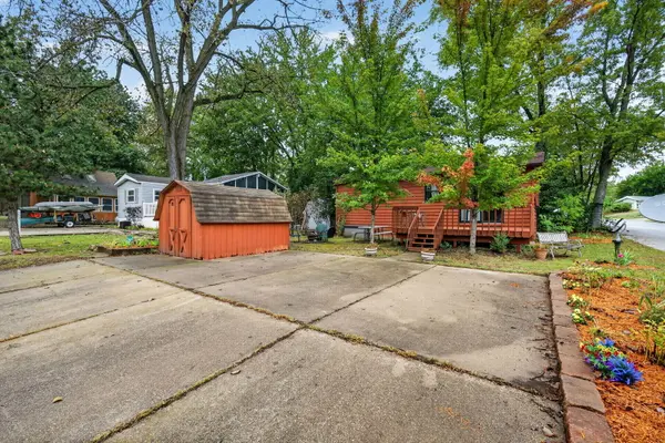 31 Lakeshore DR, Wilmington, IL 60481
